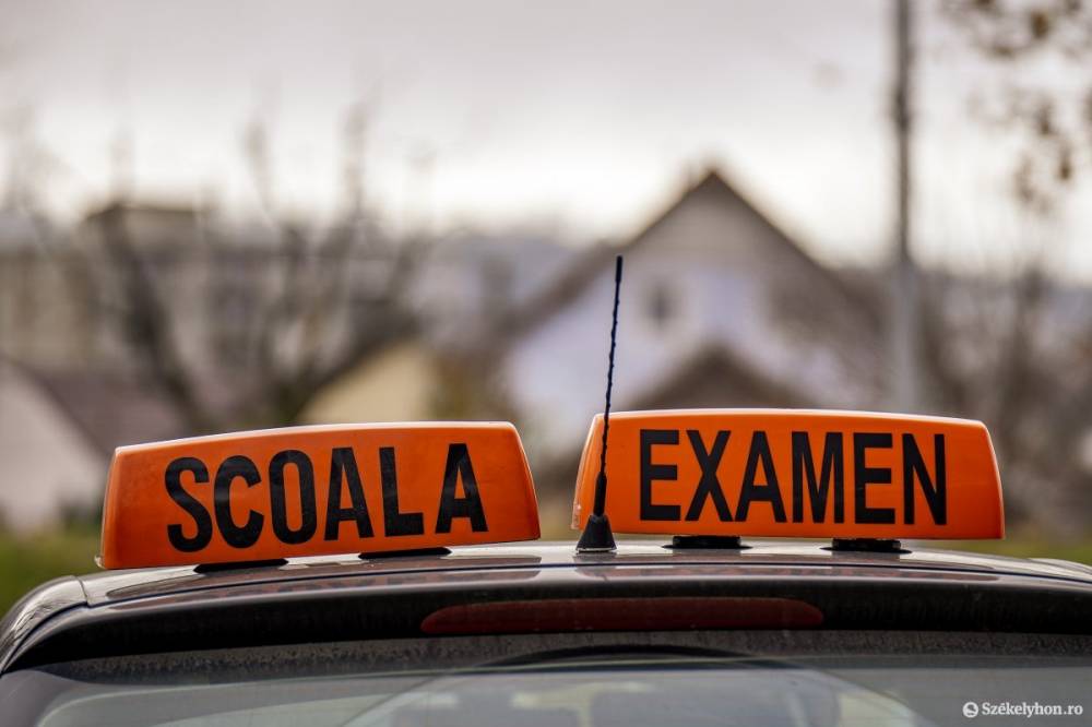 Újra pályázhatnak rászoruló fiatalok sofőriskola-támogatásra