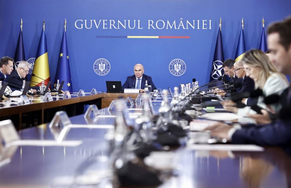 Benyújtotta az ellenzék a Bolojan-kormány elleni bizalmatlansági indítványt