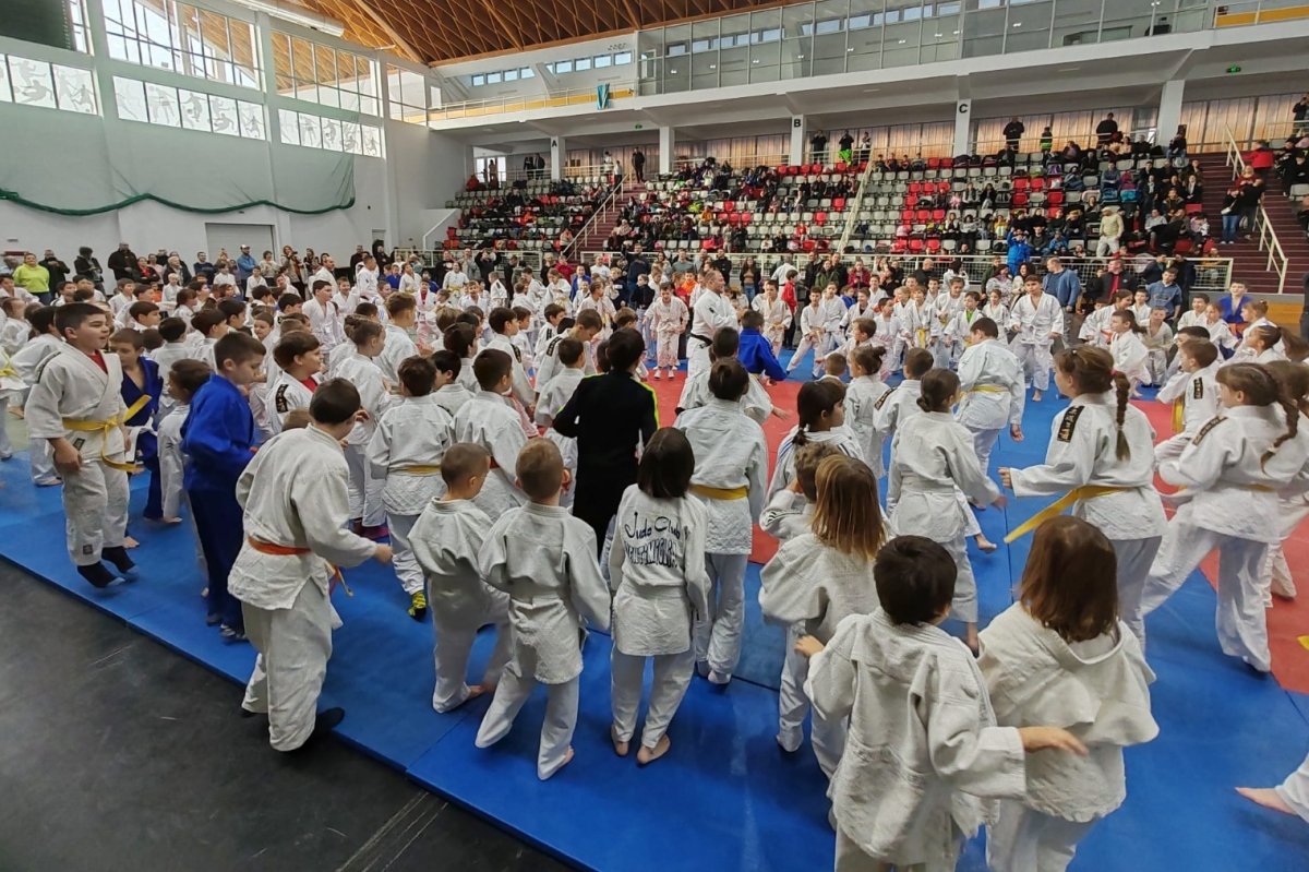Csíkszeredában gyűlt össze a székelyföldi dzsúdó utánpótlás színe java