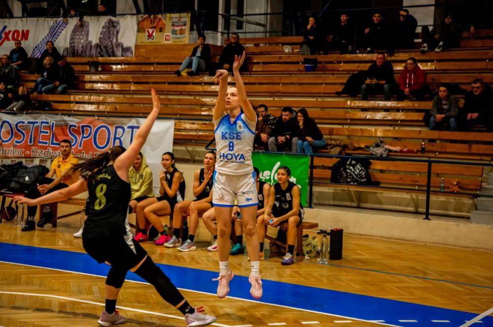 Senki sem tudta legyőzni a KSE-t a női 1. Ligában