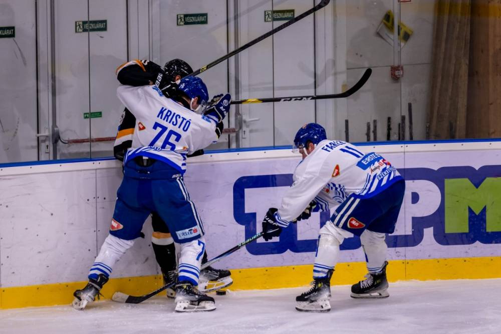 Eltérő hangulatban az erdélyi csapatok: győzelmek Gyergyóban és Brassóban, önkritika Csíkszeredában