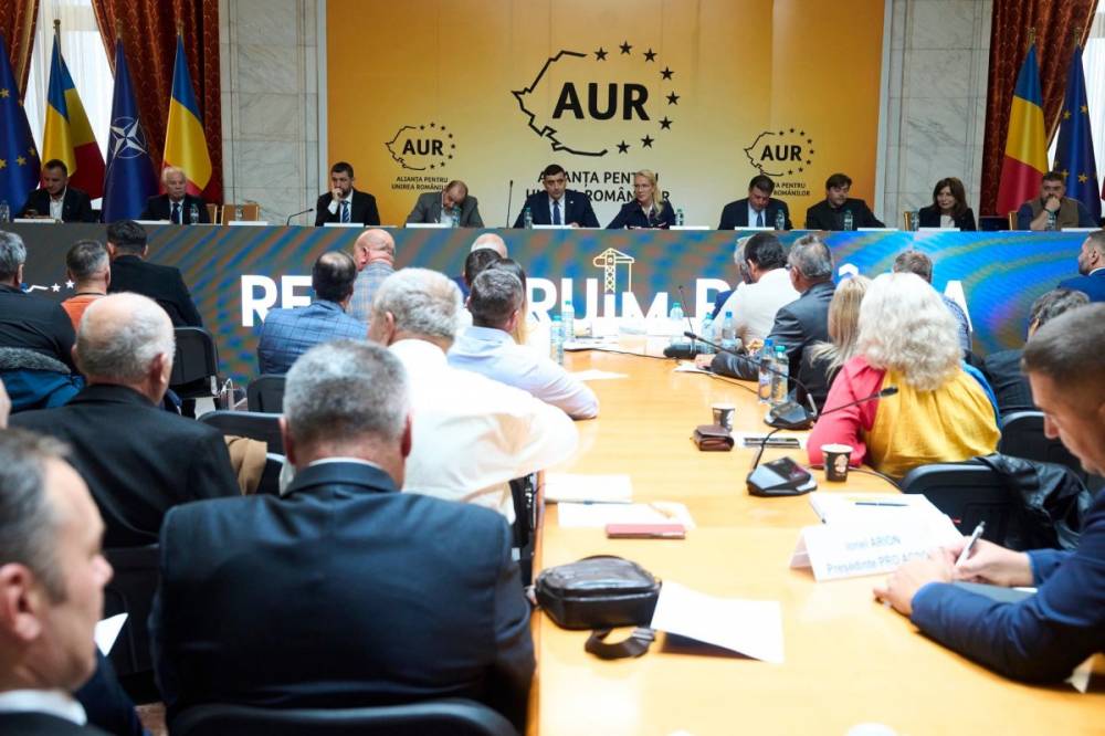 AUR: kedden derül ki, lesz-e elég aláírás az államfő felfüggesztésének kezdeményezéséhez