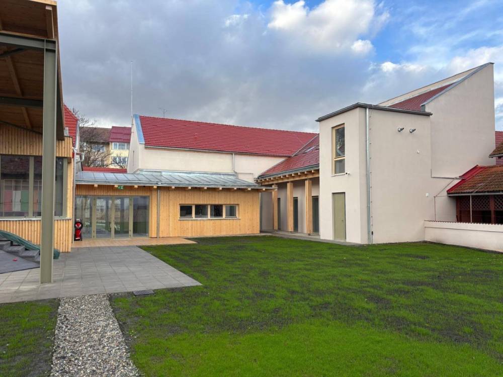 Fogarason elkészült az evangélikus egyház oktatási központja a magyar kormány támogatásával