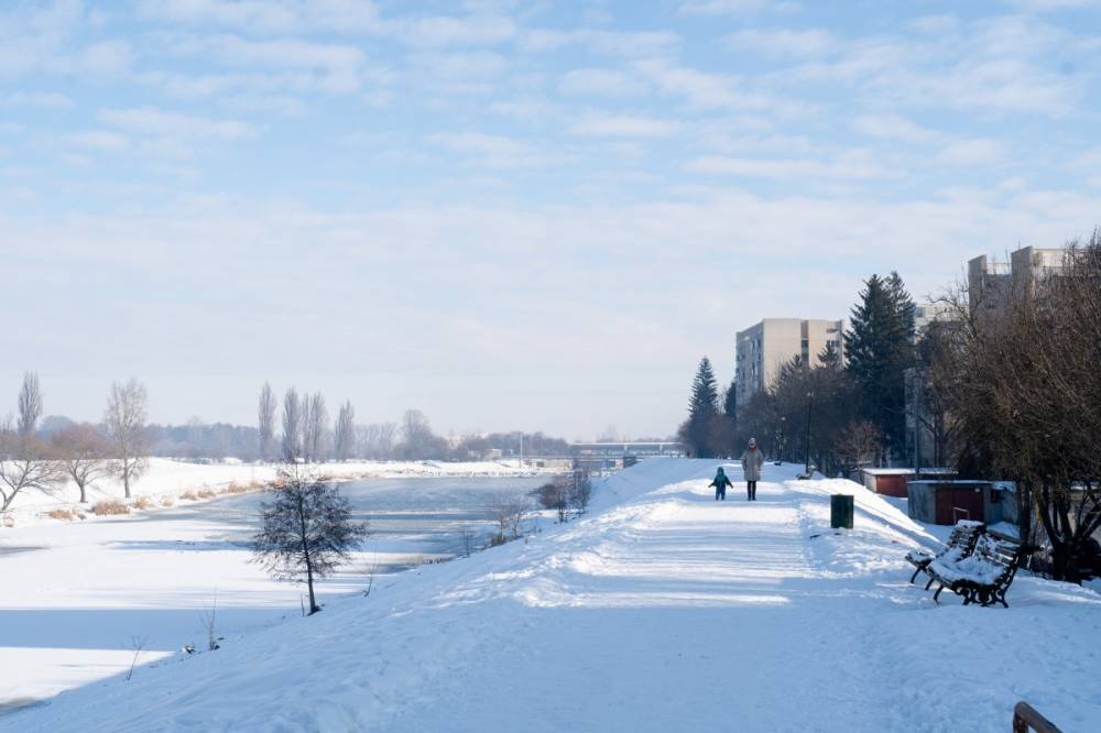 Erőteljes lehűlés, kemény fagyok várhatóak szerdáig országszerte