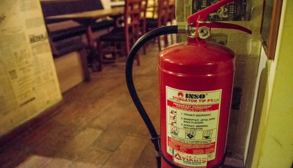 Tűzvédelmi szabálysértés miatt négy kereskedelmi egységet zárattak be