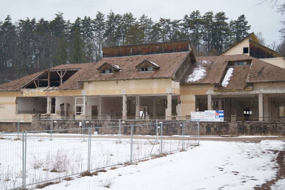 Lassul a tempó, de folytatódhat a munka a málnásfürdői képzési központnál