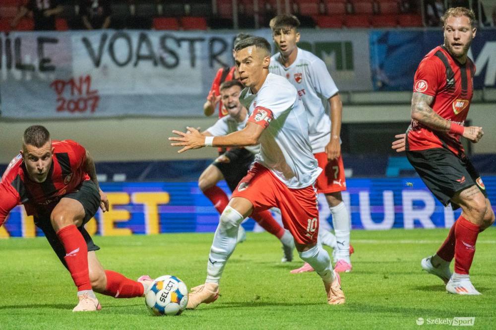 Még öt forduló, nyolc csapat harcol a három felsőházi helyért