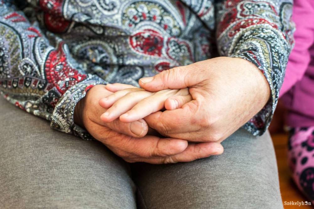 Négy testvér halála után állami gondozásba helyezték a család egyetlen életben maradt gyermekét