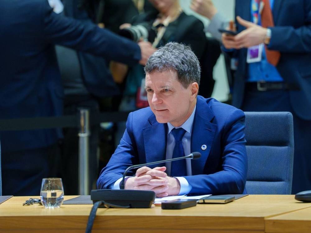 Egyeztetés után dönt Románia arról, hogy részt vesz-e Donald Trump Béketanácsában