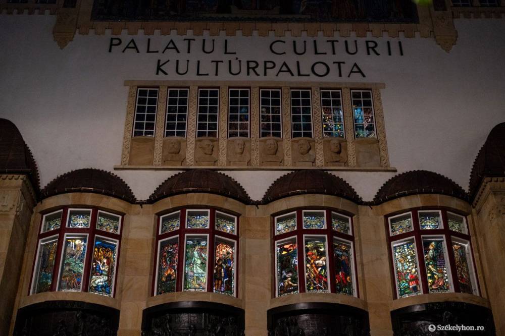 Egy „tégla” Márk házikójához – Jótékonysági estet szerveznek a marosvásárhelyi Kultúrpalotában