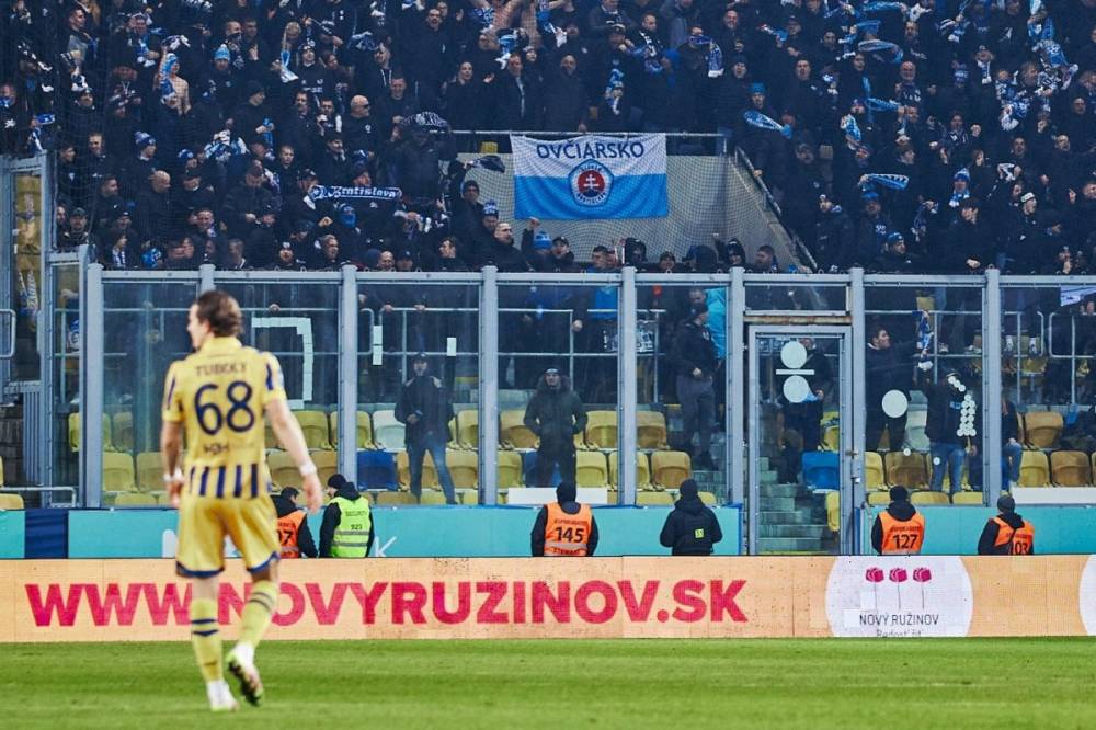 Határtalan szenvedély: foci és magyarellenesség