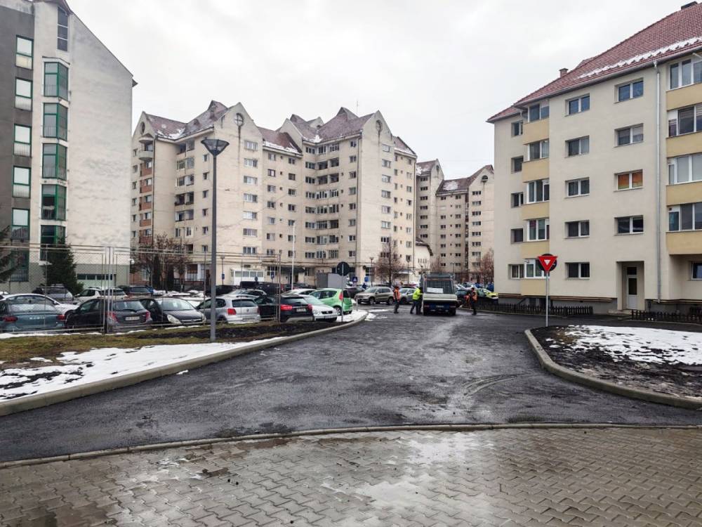 Megnyitották az Erőss Zsolt Aréna parkolóját tehermentesítő kijáratot