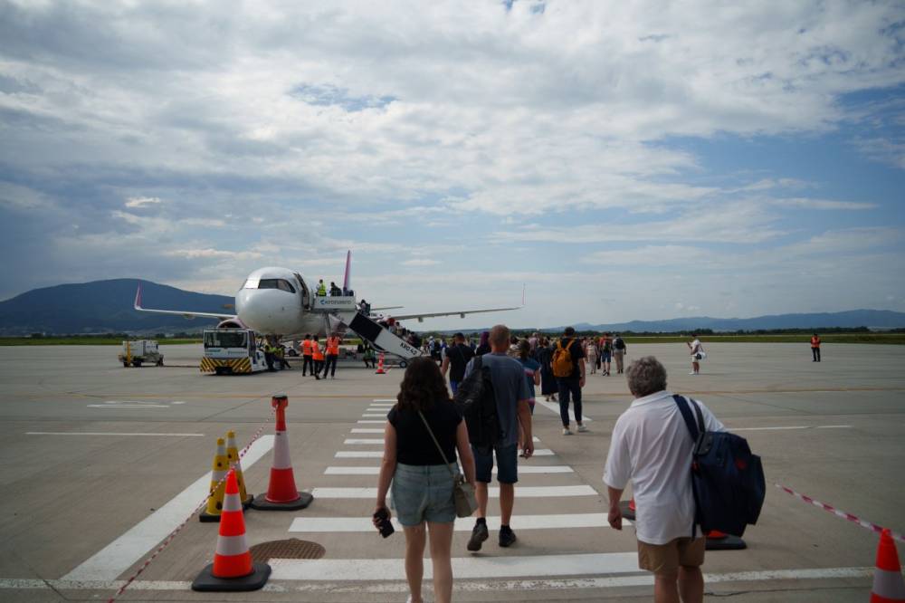 Két repülőjárat indul Bukarestbe Dubajból