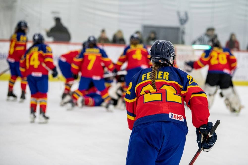 Jövőre egy osztállyal feljebb is a dobogó a cél a romániai női jégkorong-válogatottnál