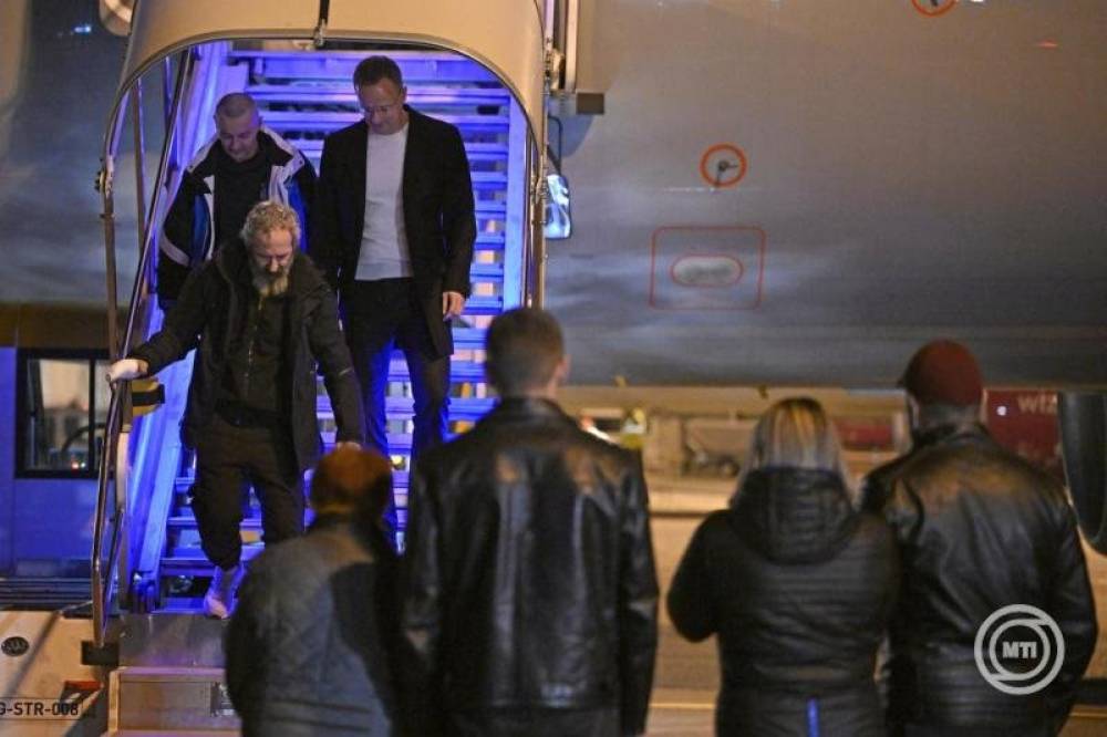 Ukrajna bekérette a magyar ügyvivőt a magyar hadifoglyok elengedése miatt, késlekednek a fegyverszüneti tárgyalások