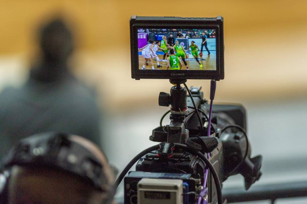 Kézilabda és kupameccsek a középpontban – a csütörtöki sportműsor