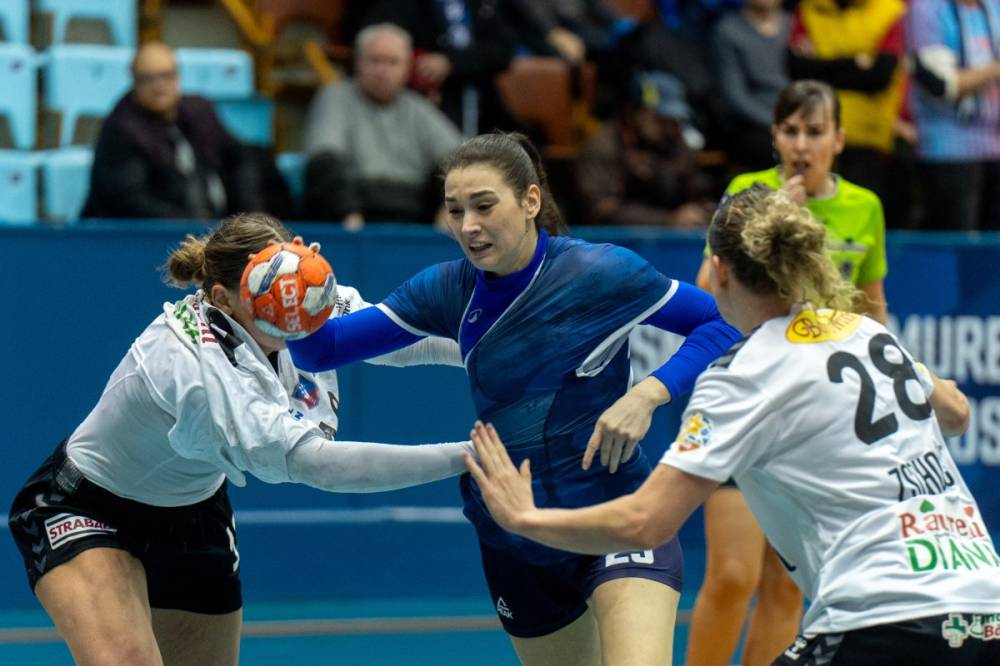 A két legfőbb vetélytárssal mérik össze erejüket a Marosvásárhelyi VSK kézilabdázói