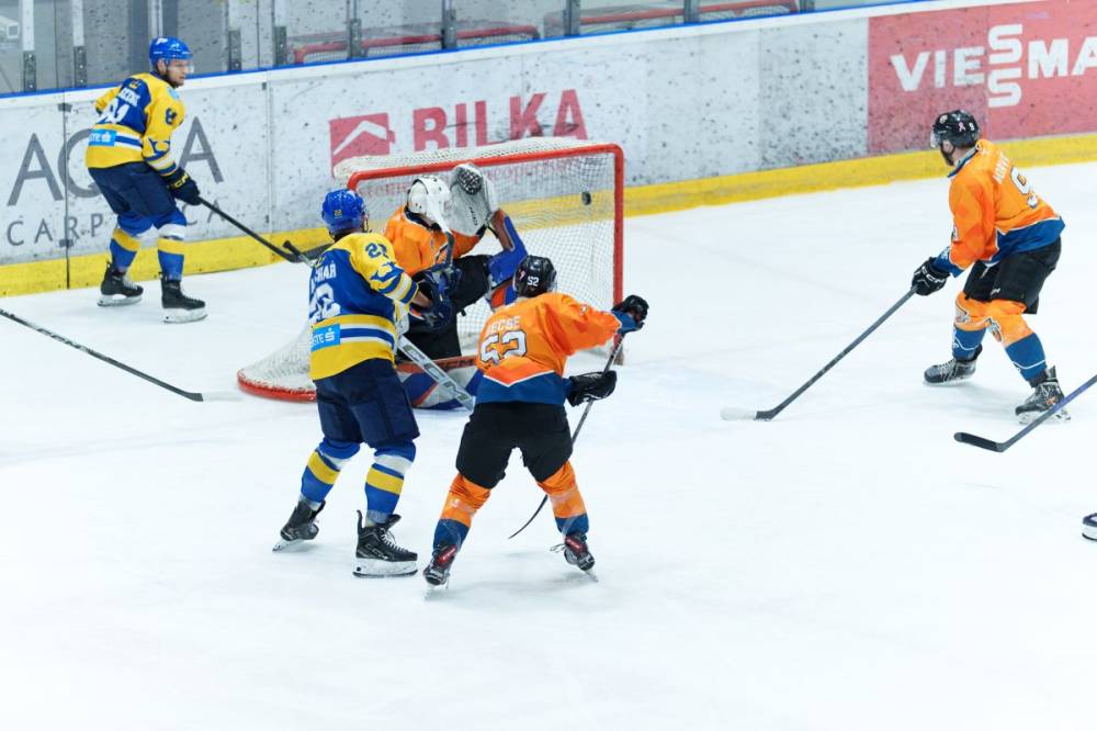 Elmaradt az Ágyúsok feltámadása, a párharc közepén nem kegyelmezett a Corona