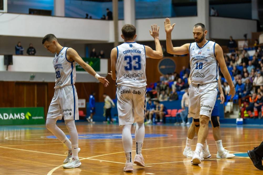 A kupateljesítmény bizakodásra ad okot, a rájátszásba jutás a tét a Marosvásárhelyi VSK-nak