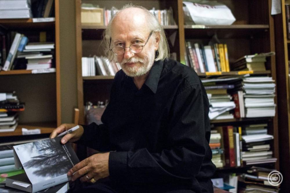 Krasznahorkai szerint „Magyarország egy tébolyda”, minden erejével küzd a „magyarság” ellen