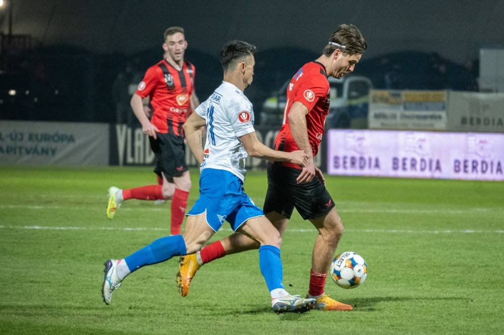 Változtattak, mégsem az FK Csíkszereda meccsével indul a rájátszás