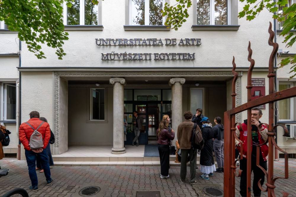 A film-média szakos diákok munkáiból nyílik fotókiállítás