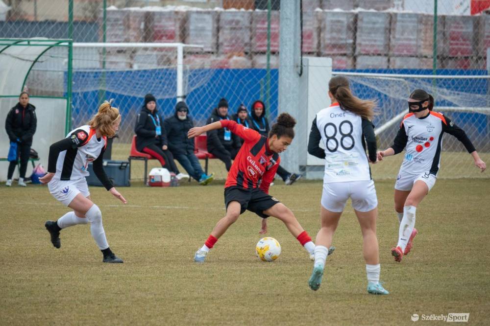 Hátrányból fordított, legyőzte a Kolozsvári U-t az FK Csíkszereda női csapata