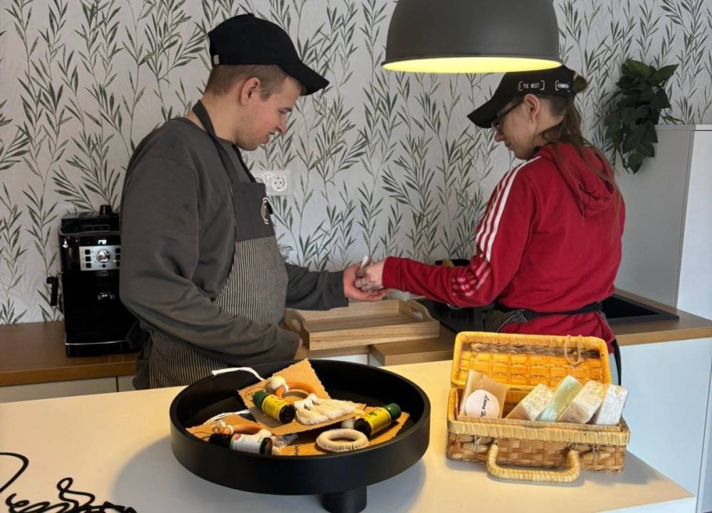 Híd két világ között – fiatal fogyatékkal élőknek nyit utat a baróti Laura Ház