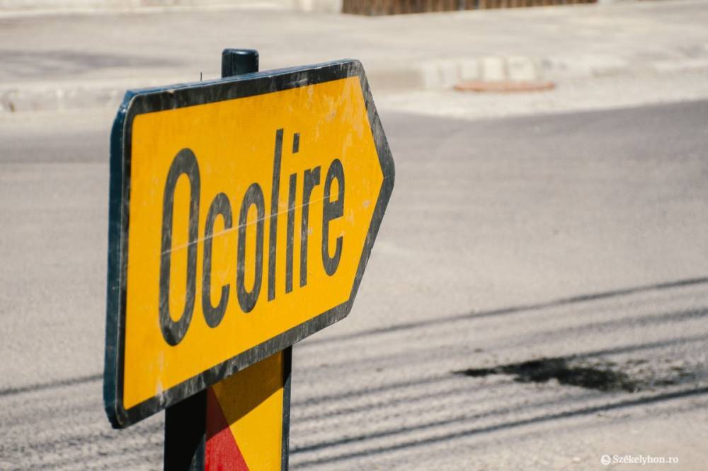 Aszfaltozás miatt korlátozzák a forgalmat Székelyudvarhely egyik fontos útszakaszán