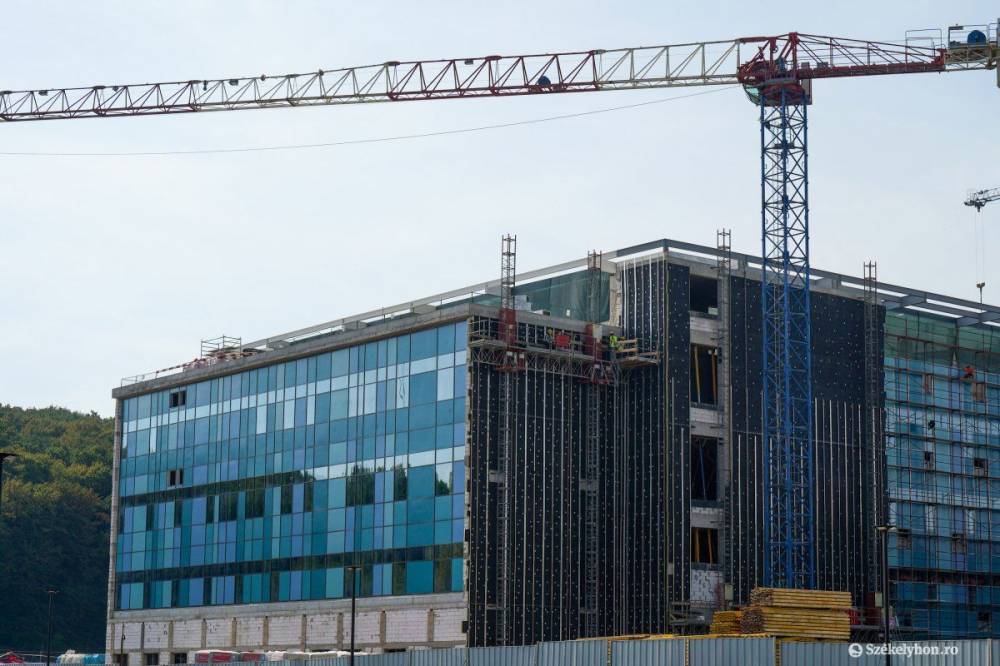 A nyáron használatba adhatják a súlyos égési sérülteket kezelő marosvásárhelyi és temesvári központot