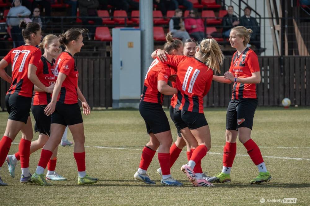 Hat góllal indították a kupasorozatot a csíki lányok