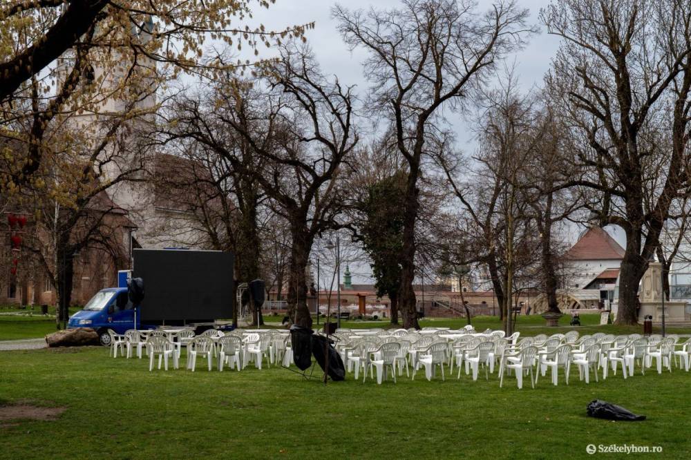 Óriáskivetítőn a román válogatott sorsdöntő mérkőzése Marosvásárhelyen