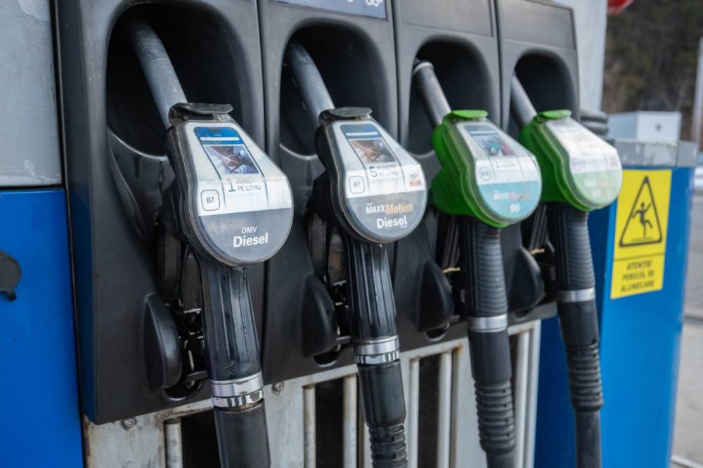 Kiderült, miért csak a gázolaj jövedéki adóját csökkenti a kormány