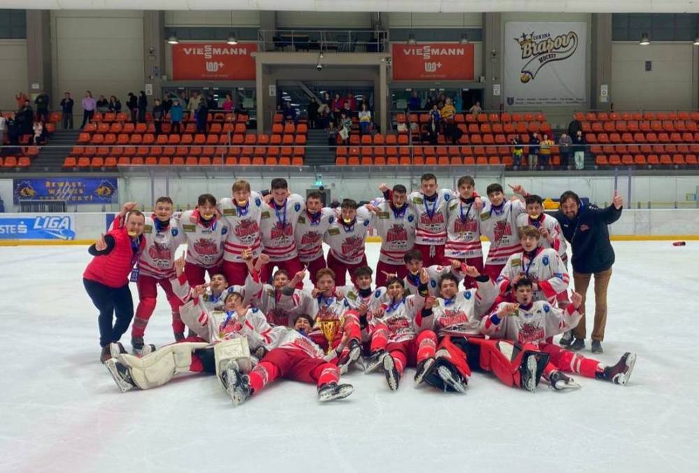 Újabb korosztályos bajnokságot nyert meg a Gyergyói HK, bronzérmes a Sapientia