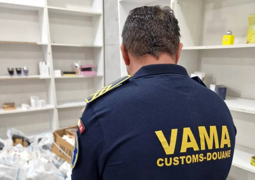 Górcső alatt az importból származó, romlandó élelmiszerek