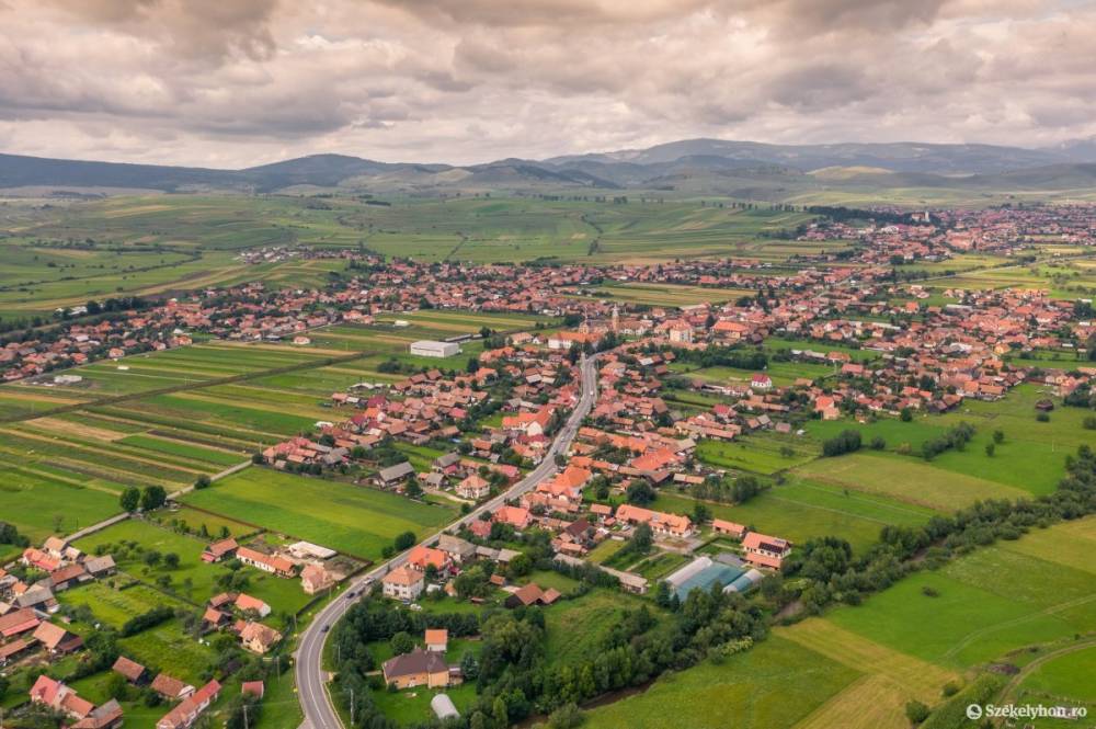 Betörések Csíkdánfalván: a nyitva hagyott ajtókon jutottak be a házakba, volt ahol leszerelték a térfigyelő kamerát is