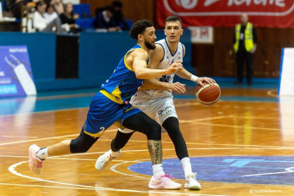 Végig loholtak az eredmény után a marosvásárhelyi kosarasok