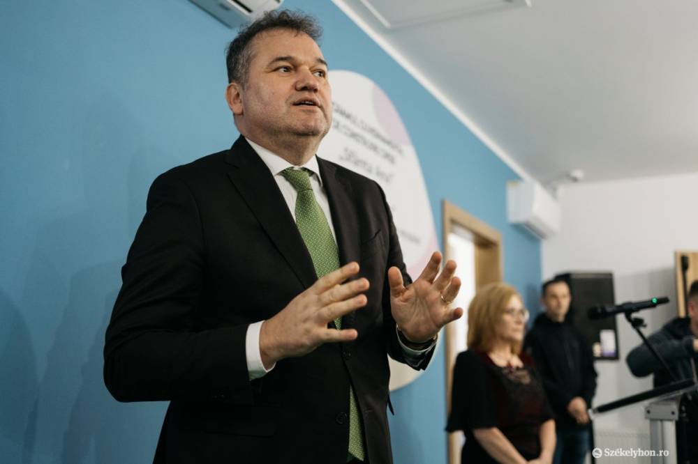 Cseke Attila: az AUR profitálhat a PSD és a PNL vitájának elmérgesedéséből