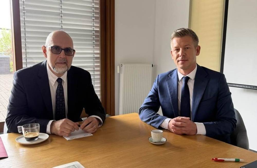 Magyar Péter: az erdélyi magyarok szerzett jogai továbbra is megmaradnak