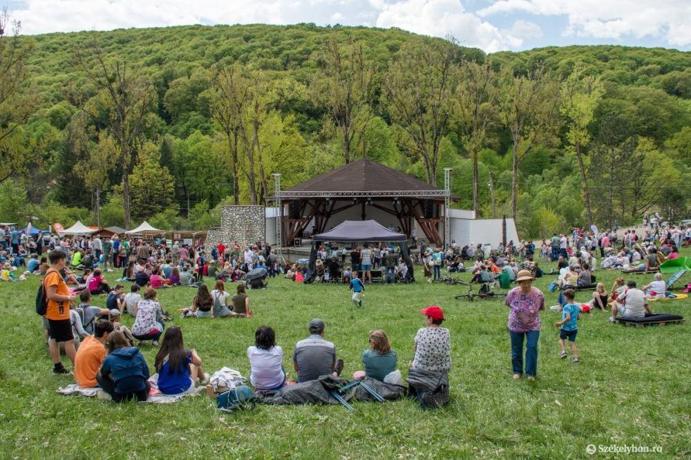Kétnapos programmal készülnek a szejkefürdői majálisra