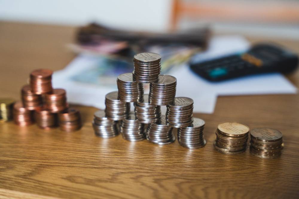 Napról napra magasabb kamat mellett jut hitelhez Románia a kormányválság árnyékában