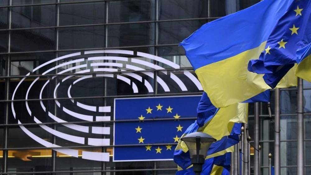 Az EU-nagykövetek jóváhagyták a 90 milliárd eurós hitelt Ukrajnának