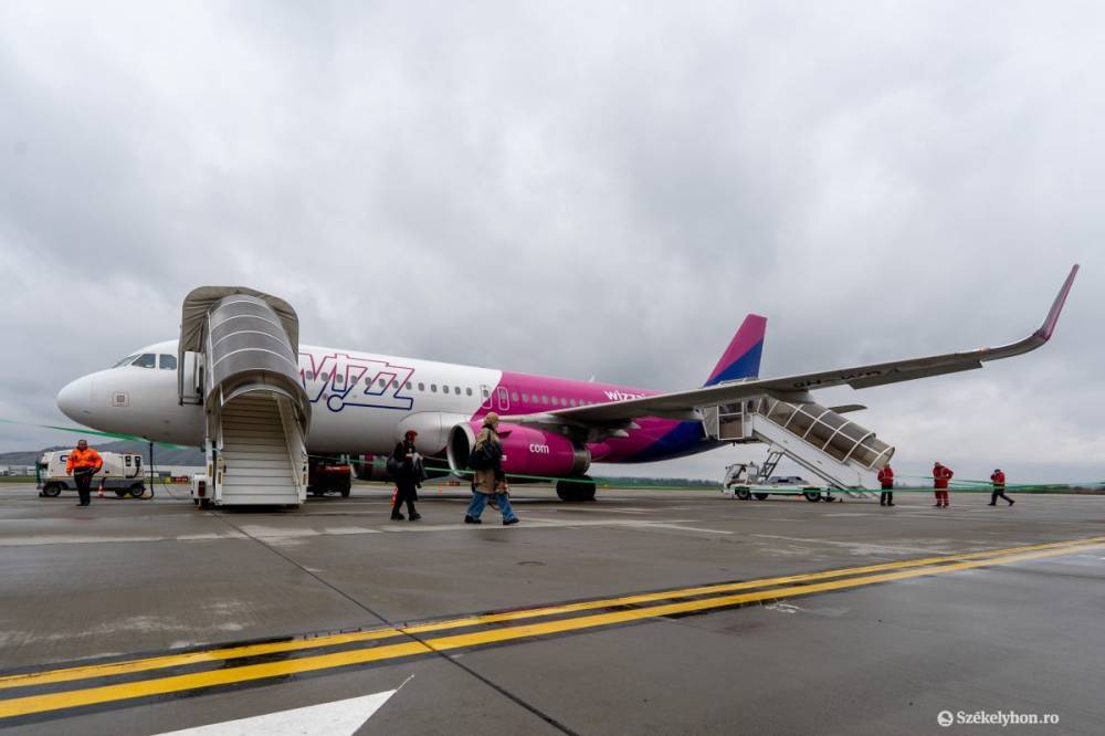 Miközben más légitársaságok járatokat törölnek, a Wizz Air optimista