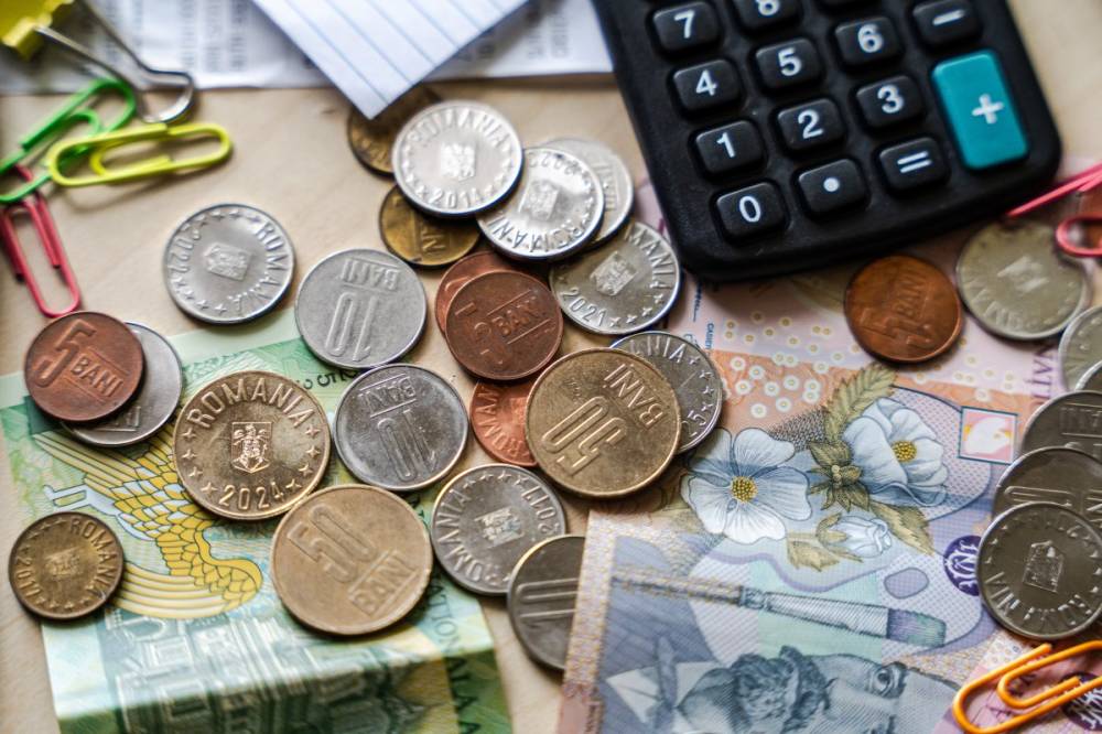 Recesszióba taszíthatja Romániát a kormányválság a Krónikának nyilatkozó elemző szerint