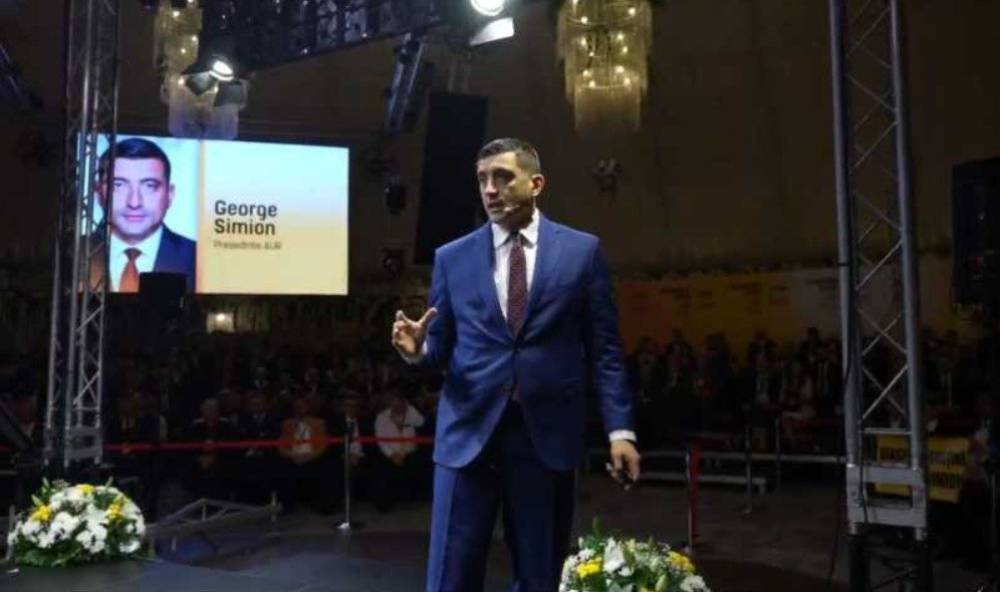 Simion: az AUR májusban bizalmatlansági indítványt nyújt be a kormány ellen