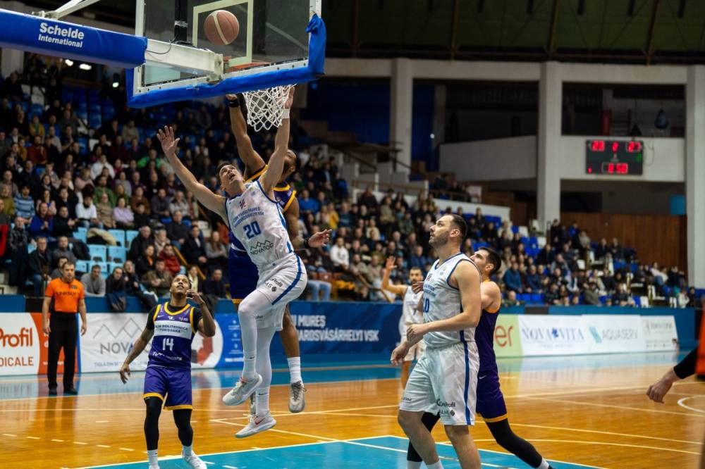 Végig hátrányban voltak, újra kikaptak otthon a marosvásárhelyi kosarasok