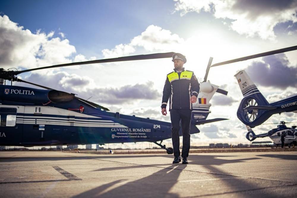 Záróvonalas előzés a rendőrségi helikopter alatt: így működik a légi közúti ellenőrzés (videóval)