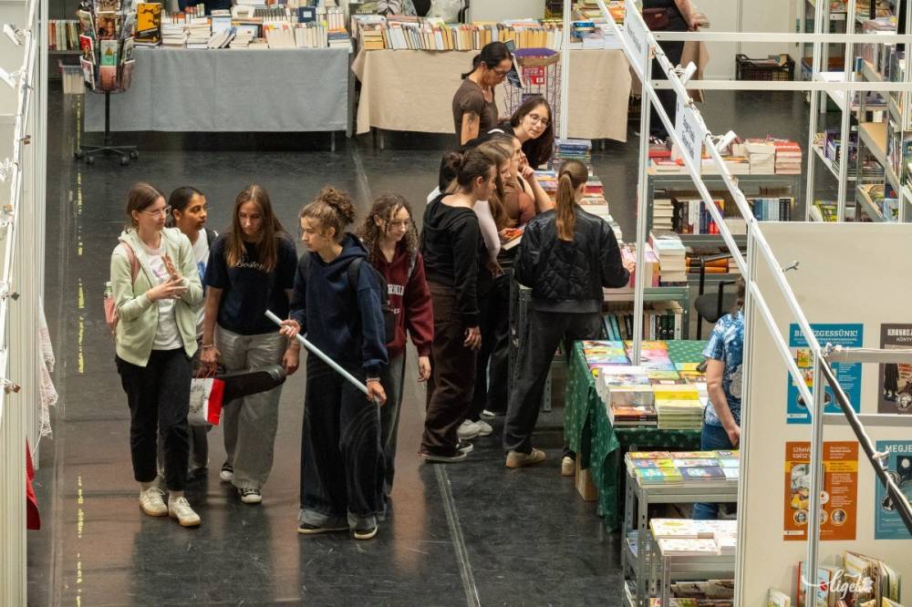 Már a 11. könyvvásárnál tartanak a csíkszeredaiak