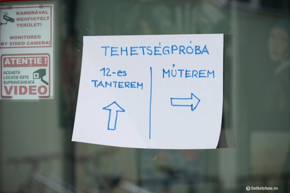 Egybeesnek a vizsgák, hátrányos helyzetbe kerülnek a nyolcadikosok