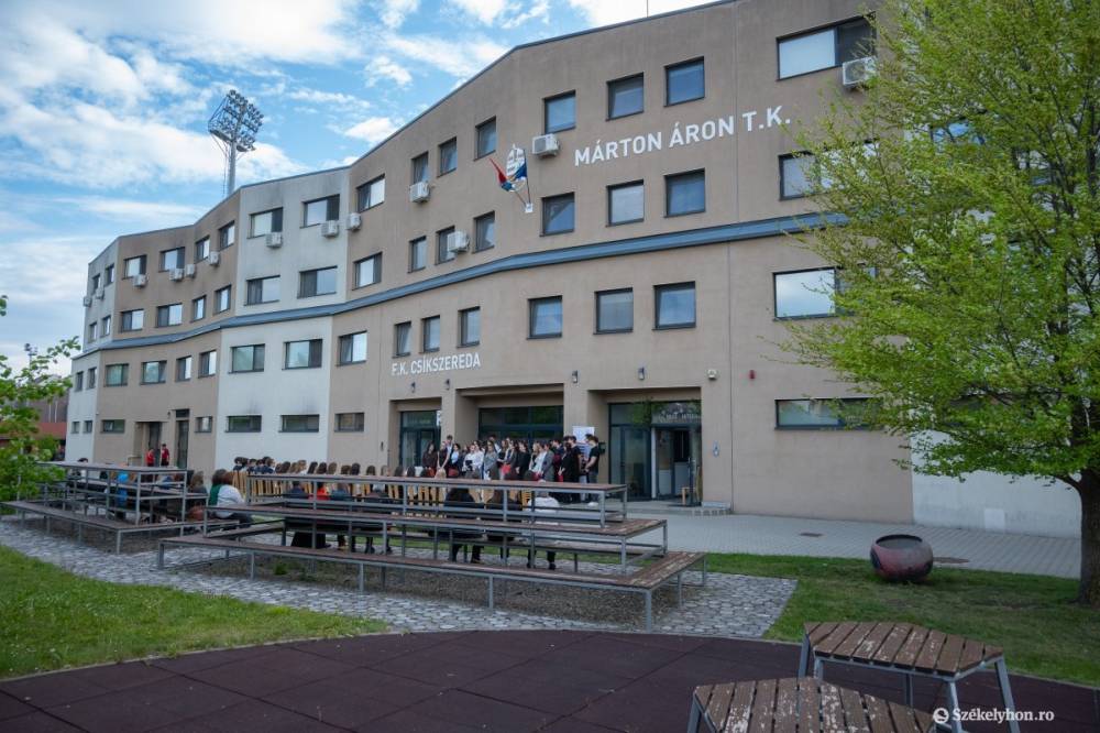 Megvolt az utolsó csengőszó a Márton Áron Tehetséggondozó Központ ballagóinak
